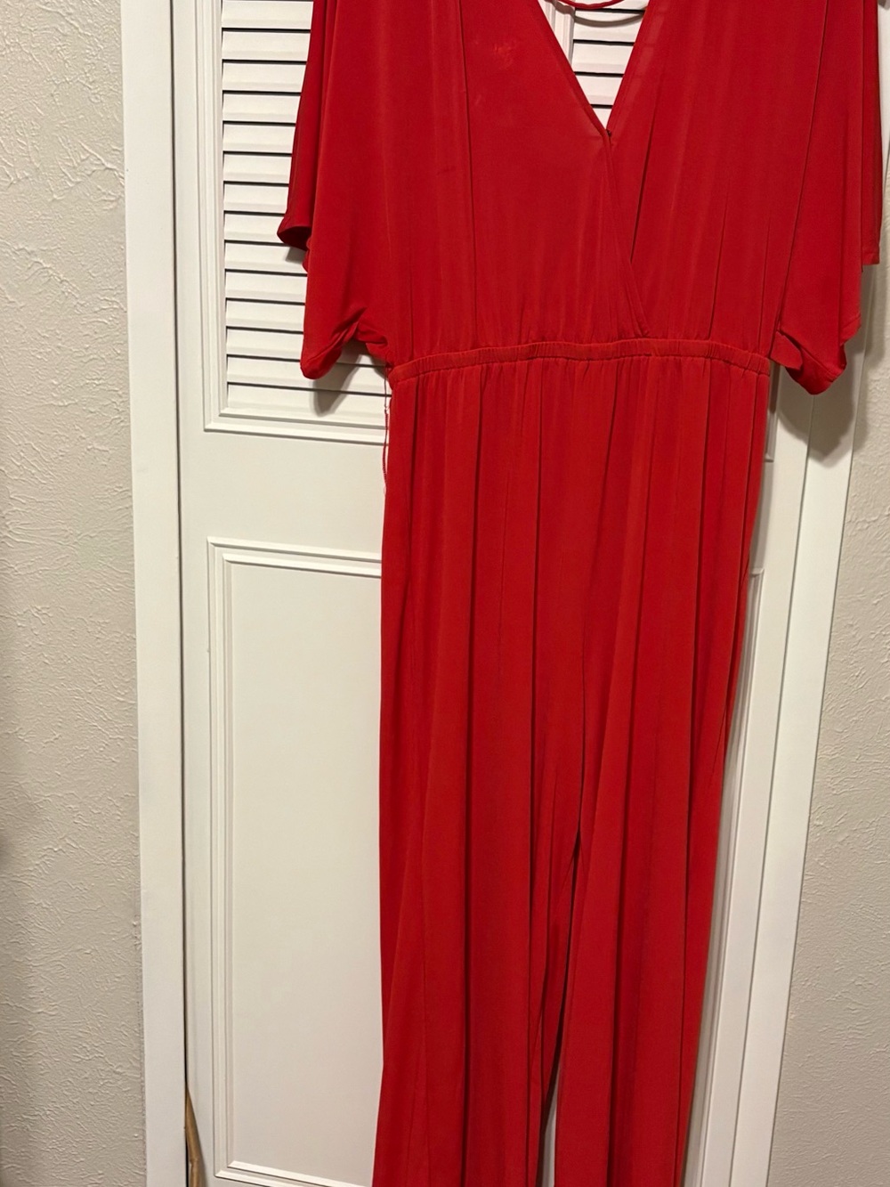 Forever 21 Red V-Neck Romper